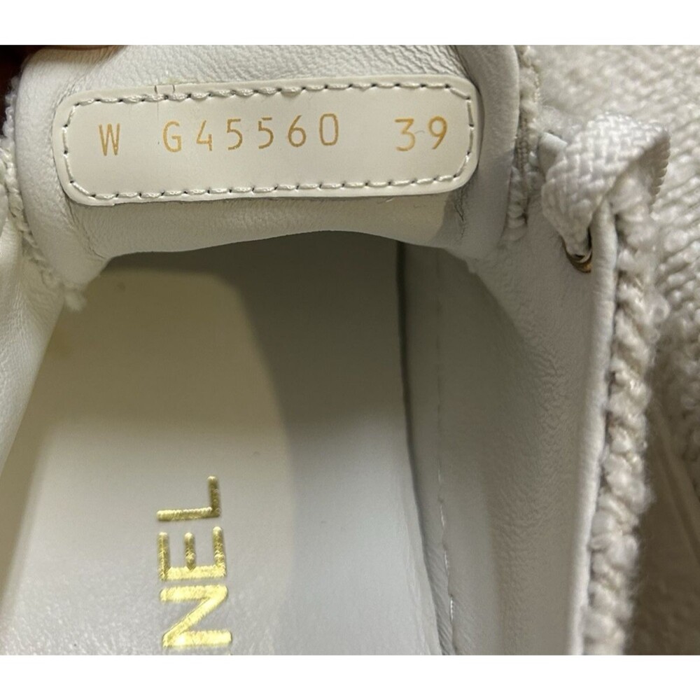 Chanel 24P Tweed Low Top Sneakers Shoes White Gold Eyelets Women's Size 39 - Picture 12 of 13